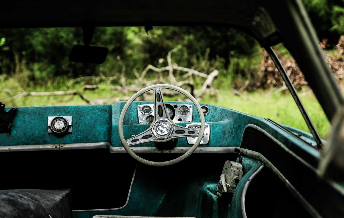 Representational image